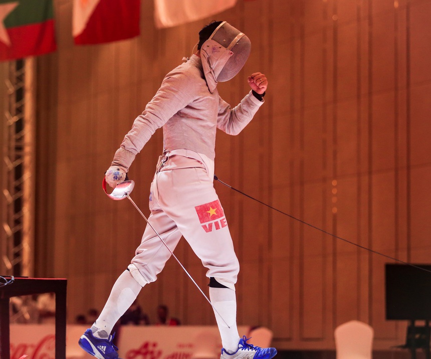 'Hotboy' đấu kiếm Vũ Thành An thất vọng tuột HCV, kiếm thủ Thái Lan oà khóc vì thắng Việt Nam - Ảnh 8.