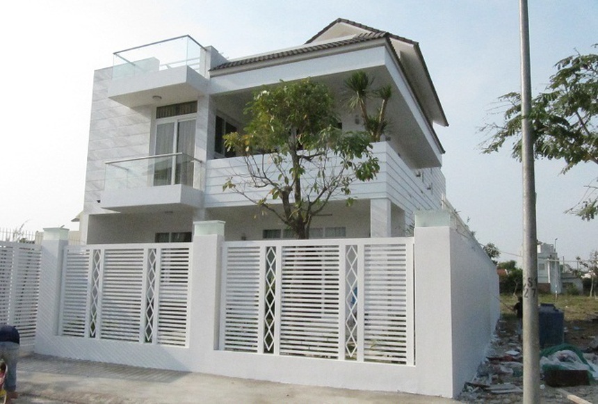 Hôn nhân đặc biệt của sao nam Việt: Sống trong biệt thự 21 tỷ, chục năm không ngủ chung với vợ vì lý do này? - Ảnh 7. Hôn nhân đặc biệt của sao nam Việt: Sống trong biệt thự 21 tỷ, chục năm không ngủ chung với vợ vì lý do này? - Ảnh 7.