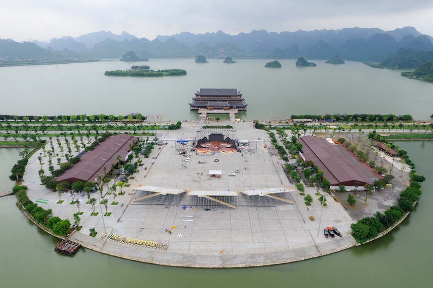 Tùng Dương, Noo Phước Thịnh... biểu diễn khai mạc Tuần lễ Văn hóa, Du lịch Hà Nam năm 2023 - Ảnh 6.