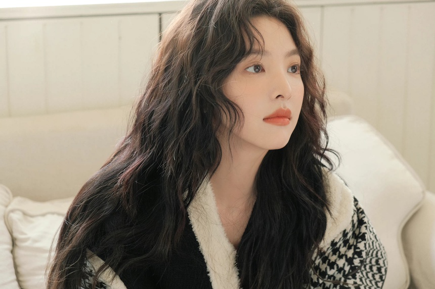 Liệu Lưu Thi Thi có bị dàn nữ phụ làm lu mờ trong dự án mới? - Ảnh 12. Liệu Lưu Thi Thi có bị dàn nữ phụ làm lu mờ trong dự án mới? - Ảnh 12.