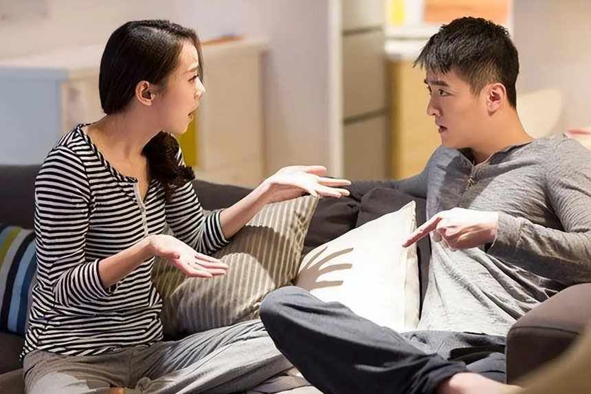 Vợ chồng sắp hết duyên thường có 4 dấu hiệu: Rồi người thương cũng hóa người dung, bất hạnh nhất là những đứa con - Ảnh 2. Vợ chồng sắp hết duyên thường có 4 dấu hiệu: Rồi người thương cũng hóa người dung, bất hạnh nhất là những đứa con - Ảnh 2.