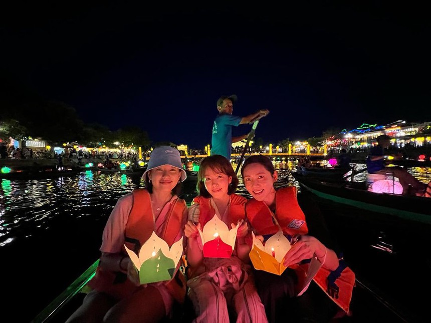 Han Hyo Joo "xả" ảnh dàn sao khủng ở Việt Nam: Quy mô như lễ trao giải, liệu có thắng được thử thách cam thường? - Ảnh 4.