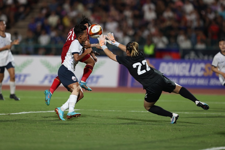 Huỳnh Như cùng tuyển nữ Việt Nam trước cột mốc lịch sử - Ảnh 1.