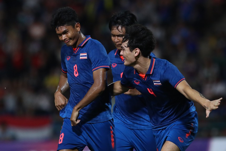 U22 Thái Lan thắng dễ U22 Myanmar, hẹn đấu U22 Indonesia ở chung kết SEA Games 32 - Ảnh 2. U22 Thái Lan thắng dễ U22 Myanmar, hẹn đấu U22 Indonesia ở chung kết SEA Games 32 - Ảnh 2.
