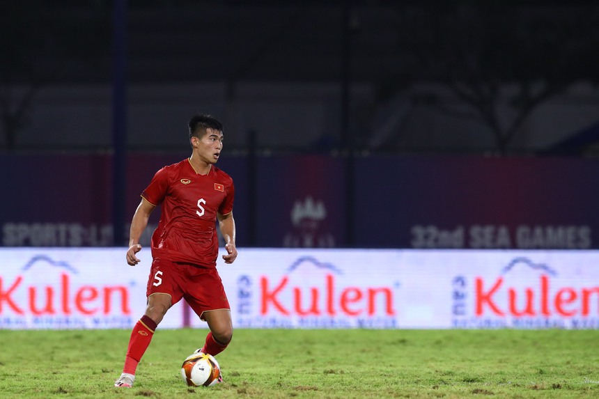 Đội hình xuất phát U22 Việt Nam đấu Indonesia: Tiến Long, Duy Cương dự bị  - Ảnh 2.