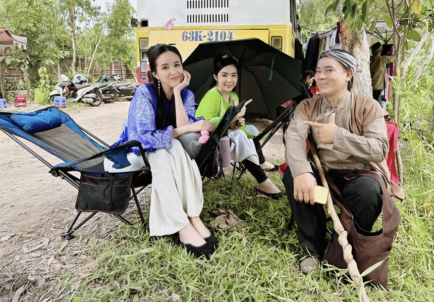 Nghệ sĩ hài Phương Bình: Mua nhà trả góp sau 23 năm ở trọ và bi kịch con suýt bị mù - Ảnh 2.