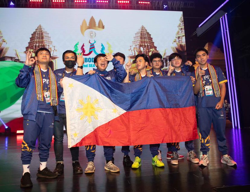 Tuyển thủ Esports Đông Timor trao 'kỷ vật' cho đối thủ, phản ứng của người nhận gây chú ý   - Ảnh 5.