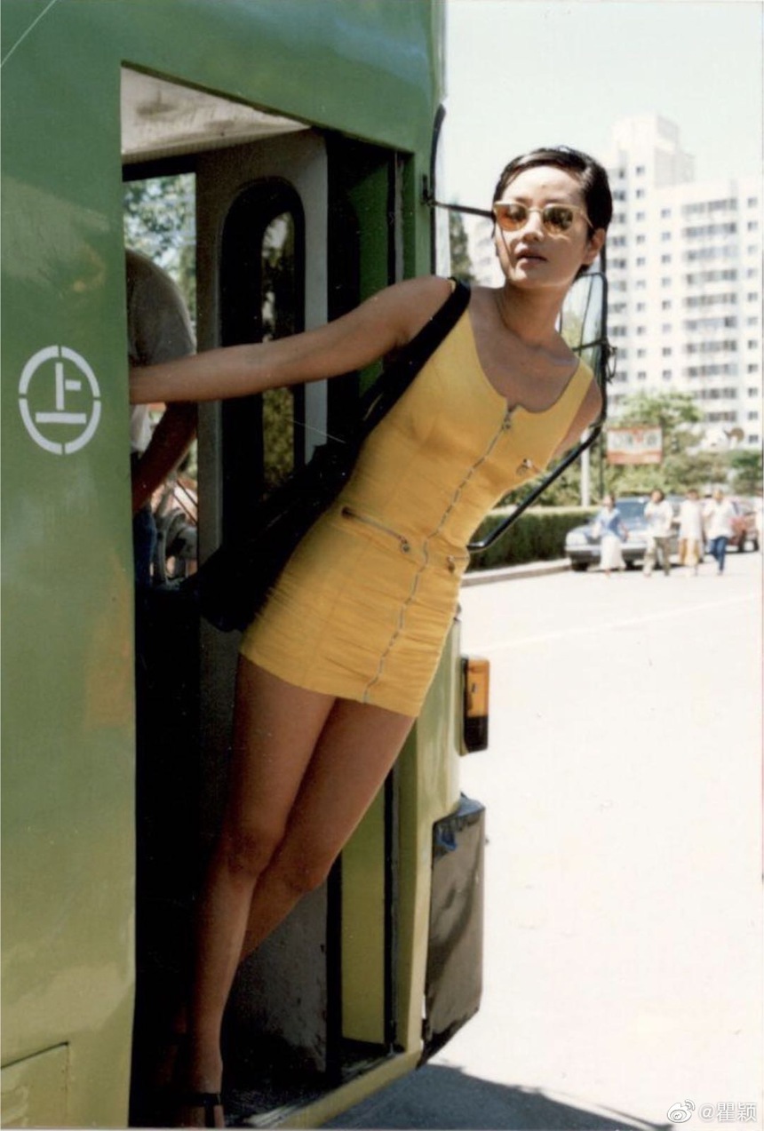 Người đẹp nhiều tuổi nhất show "Đạp gió 2023": Nàng siêu mẫu đời đầu của Cbiz, ngoài 50 vẫn cô đơn vì liên tục bị bạn trai "cắm sừng" - Ảnh 3.