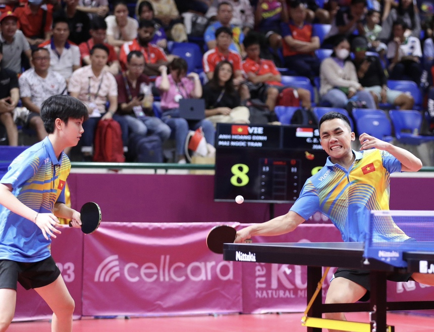 Bóng bàn Việt Nam viết tiếp lịch sử, hạnh phúc vỡ oà sau 24 năm chờ đợi cho tấm HCV SEA Games  - Ảnh 7.