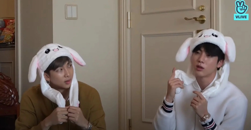 5 chiếc đồng hồ xa xỉ của các idol Kpop từ BTS đến Blackpink - Ảnh 9. 5 chiếc đồng hồ xa xỉ của các idol Kpop từ BTS đến Blackpink - Ảnh 9.