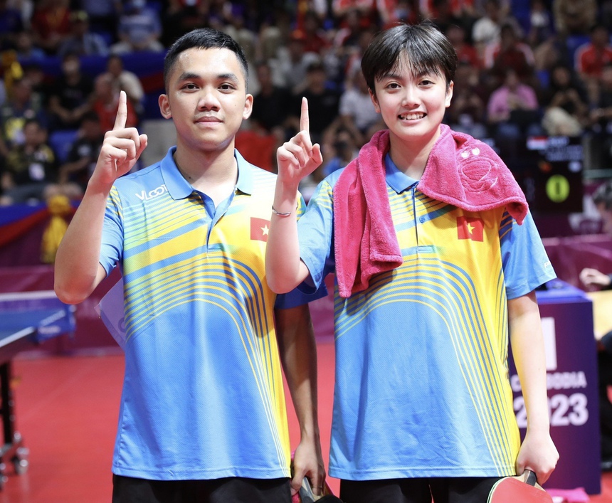 Bóng bàn Việt Nam viết tiếp lịch sử, hạnh phúc vỡ oà sau 24 năm chờ đợi cho tấm HCV SEA Games  - Ảnh 1.