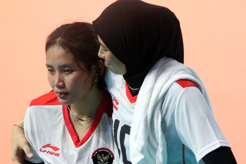 Thua Việt Nam ở bán kết SEA Games, tuyển Indonesia khóc nước nở, chìm trong nước mắt - Ảnh 1. Thua Việt Nam ở bán kết SEA Games, tuyển Indonesia khóc nước nở, chìm trong nước mắt - Ảnh 1.