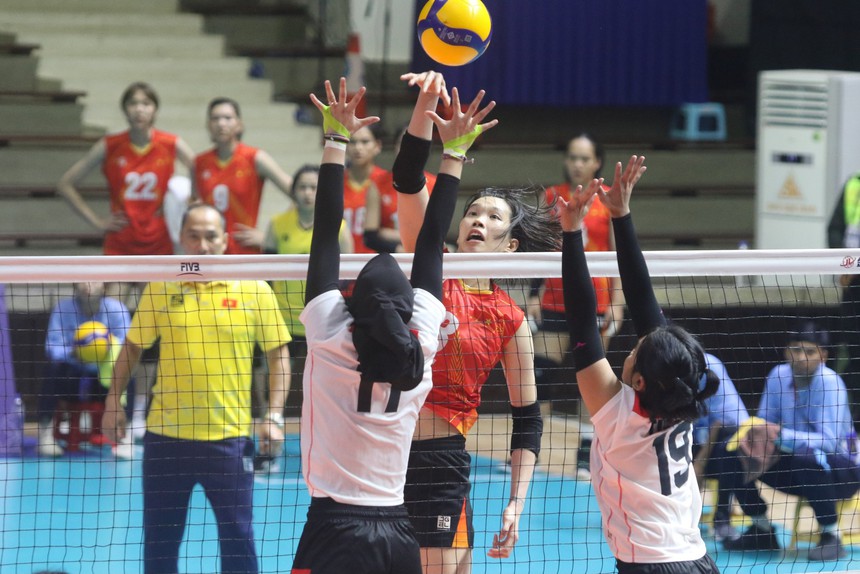 Thua Việt Nam ở bán kết SEA Games, tuyển Indonesia khóc nước nở, chìm trong nước mắt - Ảnh 5. Thua Việt Nam ở bán kết SEA Games, tuyển Indonesia khóc nước nở, chìm trong nước mắt - Ảnh 5.