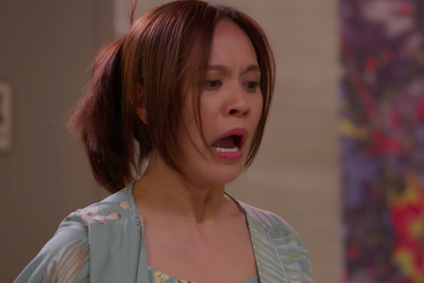 Giật thót với cảnh mẹ ép con gái lấy chồng giàu trong phim Việt, không biết nghe lời thì cắt tóc - Ảnh 2.