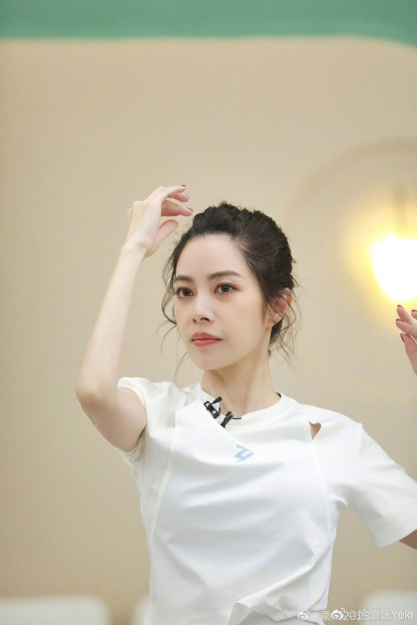 Drama Đạp gió 2023: Một nữ ca sĩ khiến Giả Tịnh Văn bất bình vì 'phá' phần diễn nhóm - Ảnh 7.