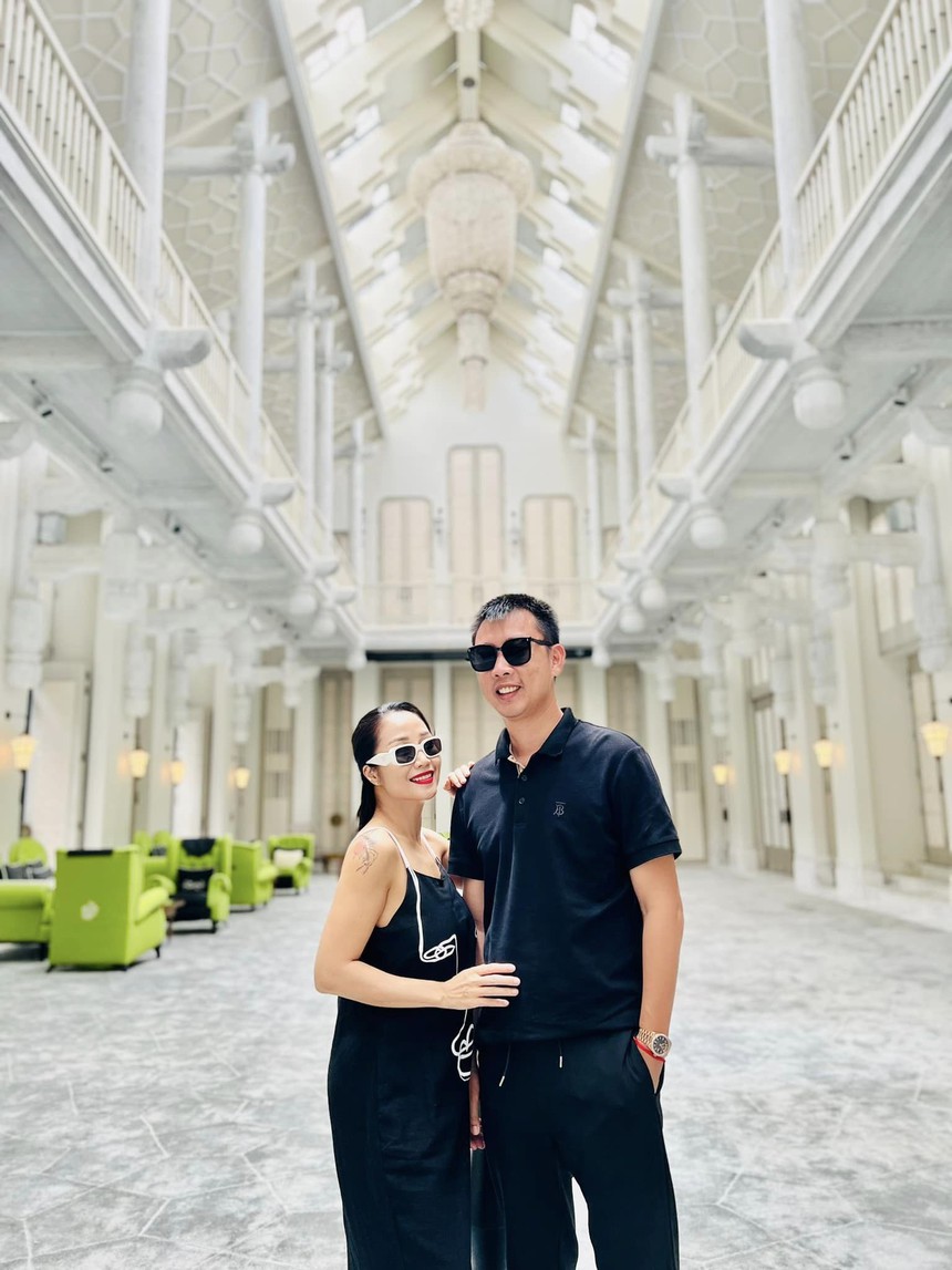 Cuộc tình kỳ lạ của sao Việt ở biệt thự khủng: Huỷ hôn rồi tái hợp, phản ứng khi chồng ngoại tình mới đáng nể - Ảnh 4. Cuộc tình kỳ lạ của sao Việt ở biệt thự khủng: Huỷ hôn rồi tái hợp, phản ứng khi chồng ngoại tình mới đáng nể - Ảnh 4.