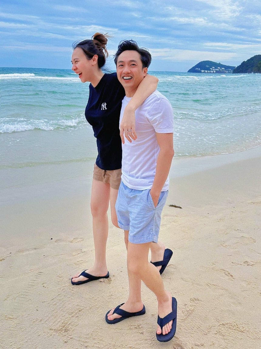 Hình ảnh cực khác của Cường Đô La: Bên ngoài là chủ tịch, về nhà vẫn là "bảo mẫu" của nhân vật quyền lực này - Ảnh 2.