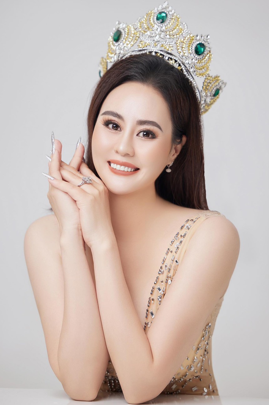 Mrs Grand Việt Nam 2023 dời lịch chung kết, hoa hậu Phan Kim Oanh tiết lộ lý do - Ảnh 1. Mrs Grand Việt Nam 2023 dời lịch chung kết, hoa hậu Phan Kim Oanh tiết lộ lý do - Ảnh 1.