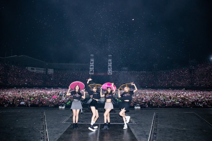 Concert của Blackpink tại Malaysia bị kiện tới 300 triệu Won vì 'thiếu ghế' - Ảnh 1.