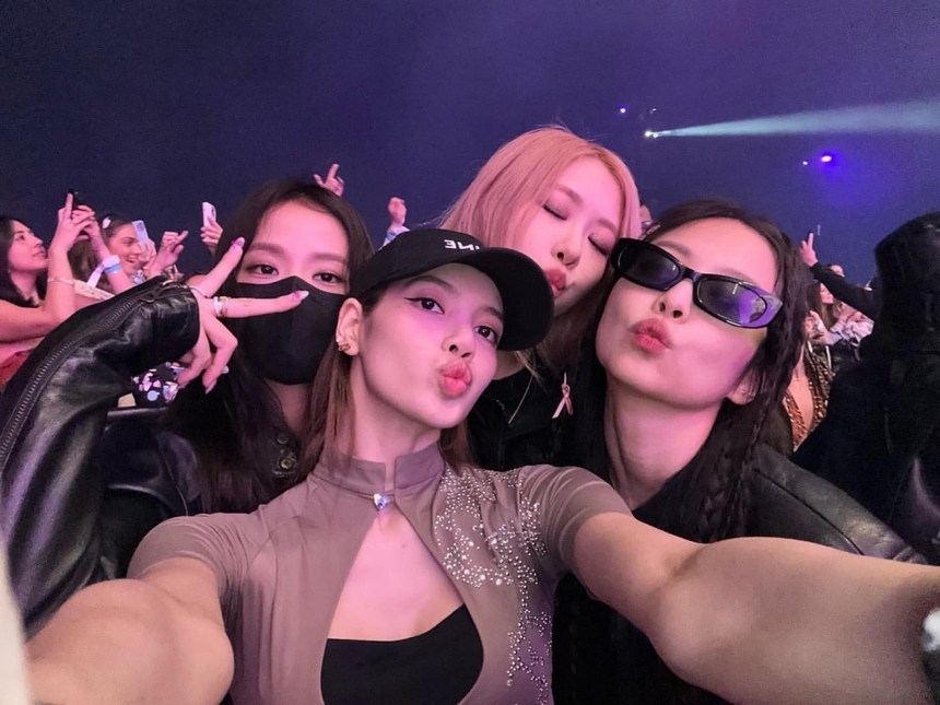 Blackpink vẫn áp đảo trên BXH nhóm nhạc nữ Kpop - Ảnh 2.