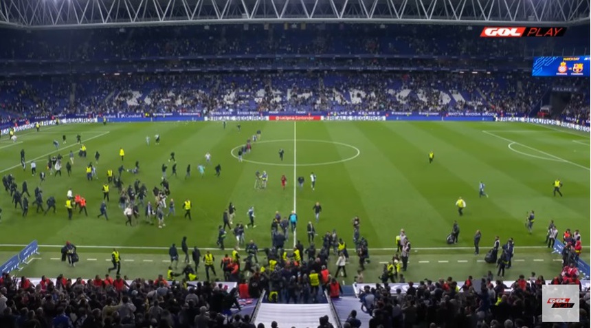 Dàn sao Barcelona phải tháo chạy sau khi vô địch La Liga sớm 4 vòng đấu - Ảnh 7.