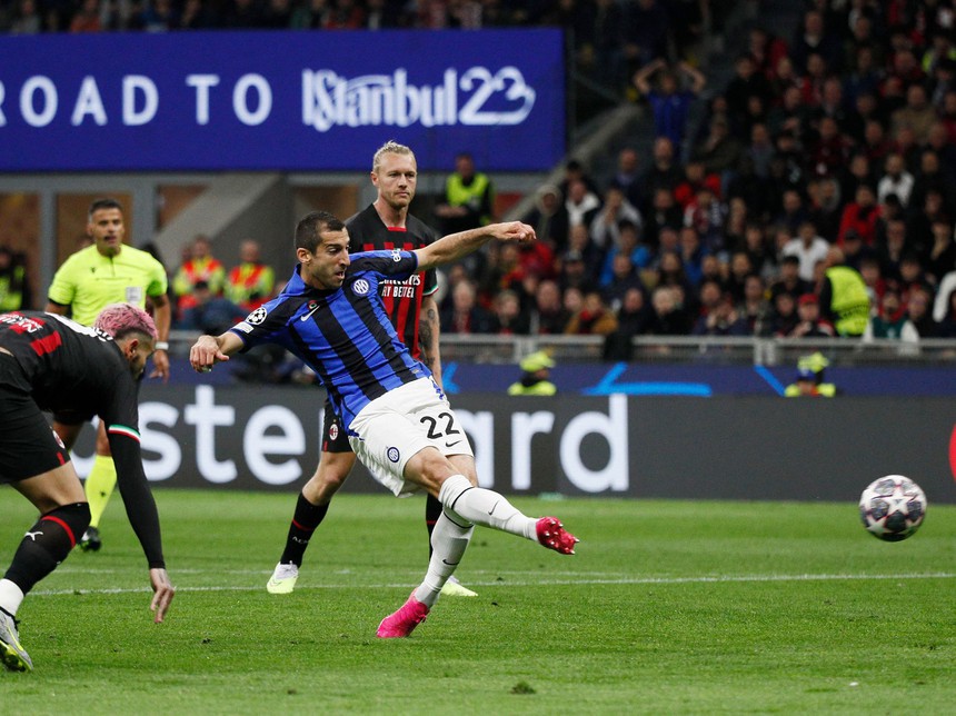 Derby Milan rực lửa, cần gì Super League - Ảnh 1.