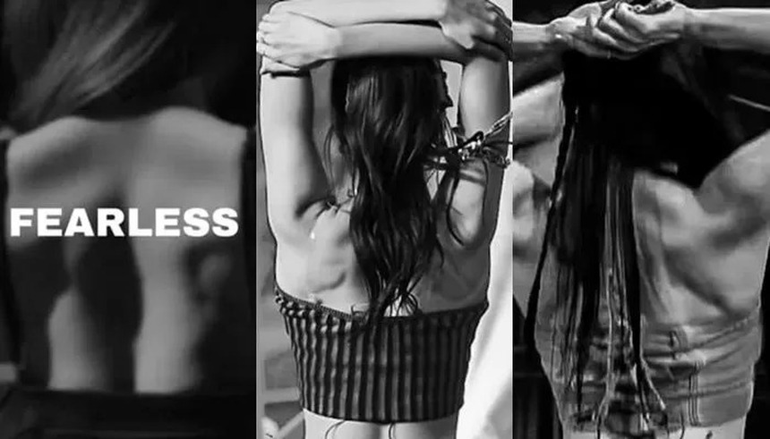 Ngỡ ngàng nữ idol sở hữu thân hình cơ bắp cuồn cuộn, đến phái mạnh cũng phải e dè - Ảnh 7. Ngỡ ngàng nữ idol sở hữu thân hình cơ bắp cuồn cuộn, đến phái mạnh cũng phải e dè - Ảnh 7.