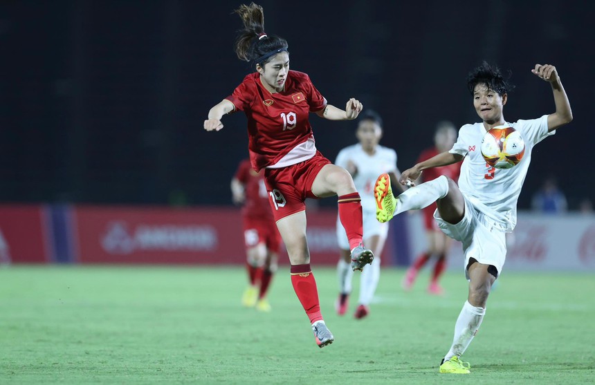 Quả bóng vàng Việt Nam 2023 có chủ nhân mới - Ảnh 4. Quả bóng vàng Việt Nam 2023 có chủ nhân mới - Ảnh 4.