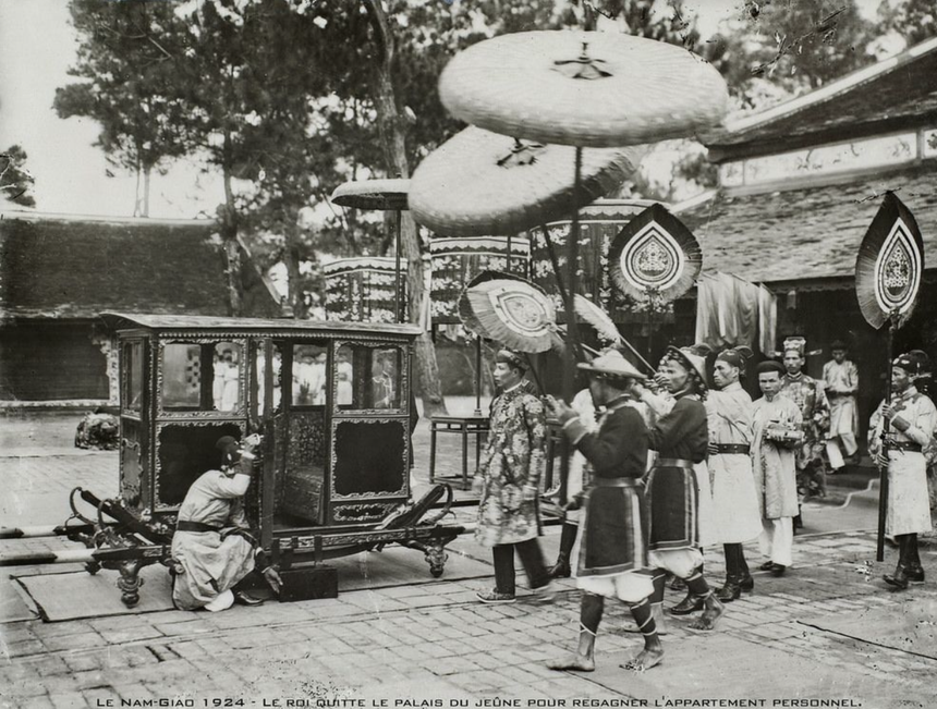 Ảnh = Ký ức = Lịch sử (kỳ 69): Cái quạt, từ cầm tay đến treo lên trần nhà - Ảnh 6.