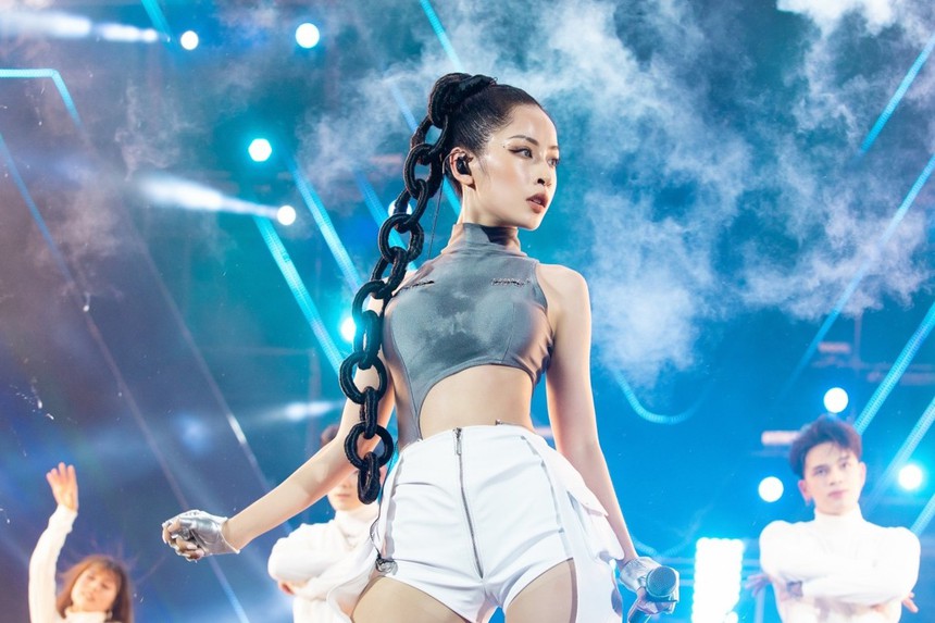 Weibo của Chi Pu ra sao sau 2 sân khấu bùng nổ tại 'Đạp gió 2023'? - Ảnh 5.