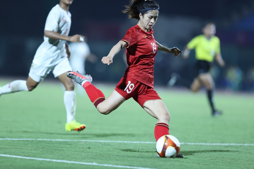 Huỳnh Như ghi bàn, Thanh Nhã lập siêu phẩm, ĐT nữ Việt Nam lập kỷ lục giành 4 HCV liên tiếp ở SEA Games - Ảnh 3. Huỳnh Như ghi bàn, Thanh Nhã lập siêu phẩm, ĐT nữ Việt Nam lập kỷ lục giành 4 HCV liên tiếp ở SEA Games - Ảnh 3.