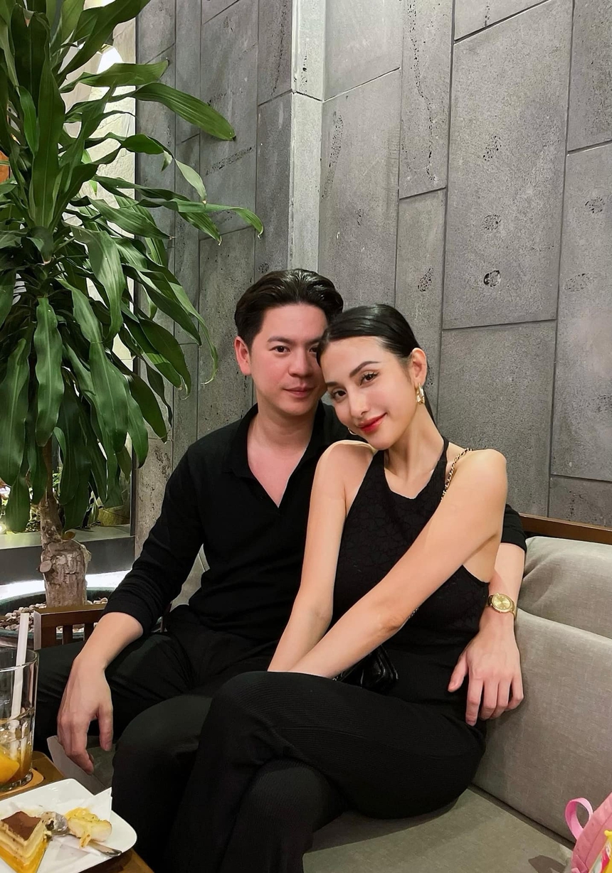 Ông xã kém 4 tuổi của Mai Hồ "giữ" vợ: Muốn vợ đăng ảnh phải tag chồng, luôn có một hành động tinh tế “đánh dấu chủ quyền” - Ảnh 1.