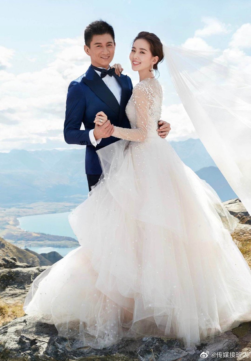 Vợ chồng Lưu Thi Thi - Ngô Kỳ Long chiến tranh lạnh suốt 3 năm, nguyên nhân tới từ con trai đầu lòng? - Ảnh 3. Vợ chồng Lưu Thi Thi - Ngô Kỳ Long chiến tranh lạnh suốt 3 năm, nguyên nhân tới từ con trai đầu lòng? - Ảnh 3.