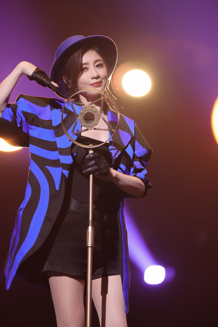 Rộ tin mỹ nhân U50 bị bắt nạt sau màn thể hiện đáng thất vọng tại 'Đạp gió 2023' - Ảnh 7.