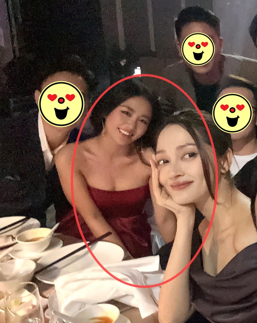 Bảo Anh đại chiến visual 'cam thường' với Văn Mai Hương khi dự tiệc cưới, sắc vóc ra sao giữa nghi vấn sinh con?  - Ảnh 2.