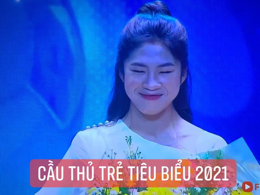 Câu chuyện của Thanh Nhã: Từ bóng đá phong trào, tới siêu phẩm ở SEA Games 32 - Ảnh 7.