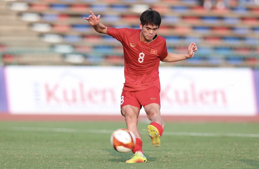 Tiếc cho HLV Troussier - Ảnh 2. Tiếc cho HLV Troussier - Ảnh 2.