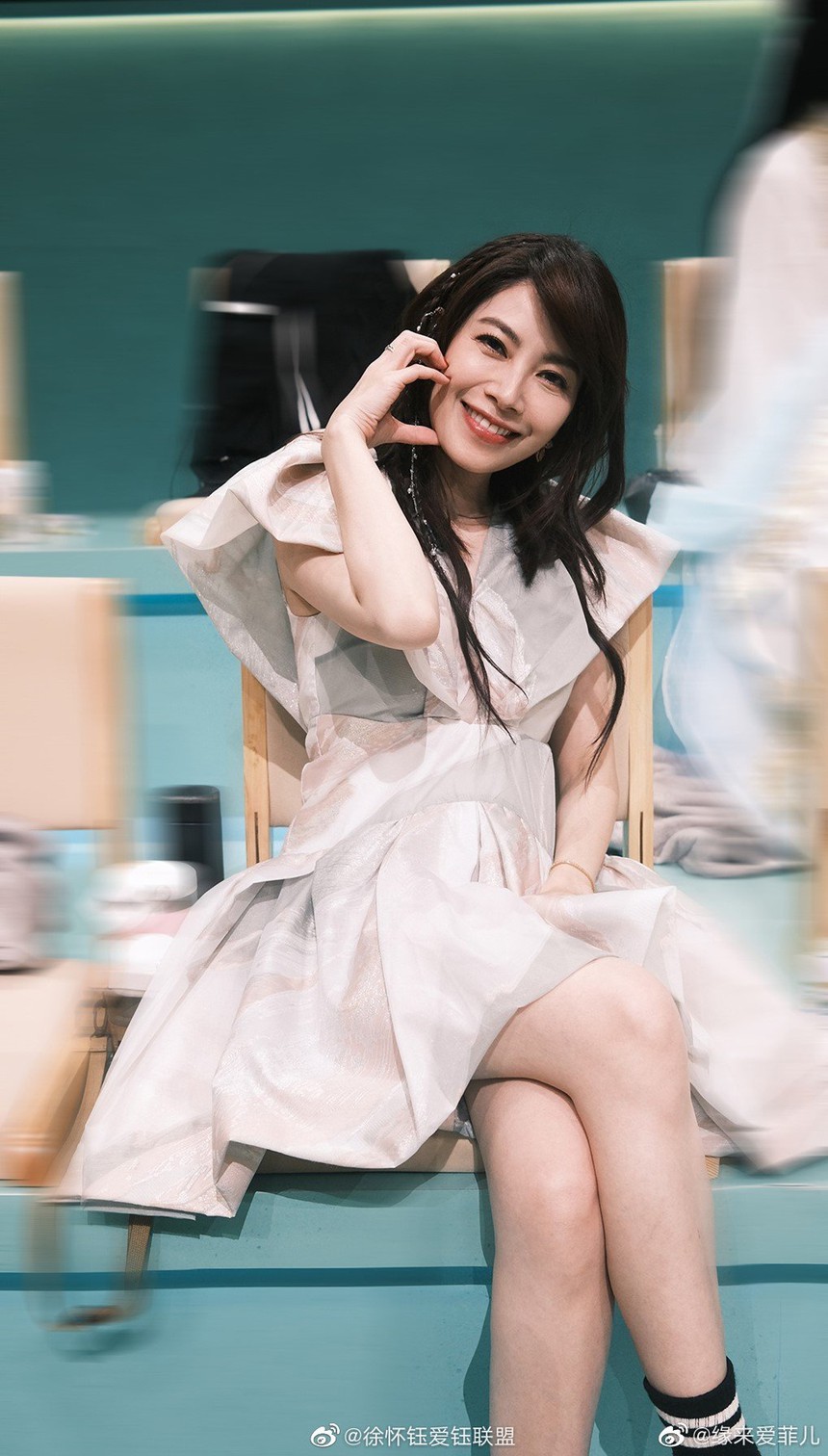 Rộ tin một nữ nghệ sĩ rút khỏi Đạp gió 2023, bệnh trầm cảm tái phát vì bị 'bạo lực mạng'? - Ảnh 6.