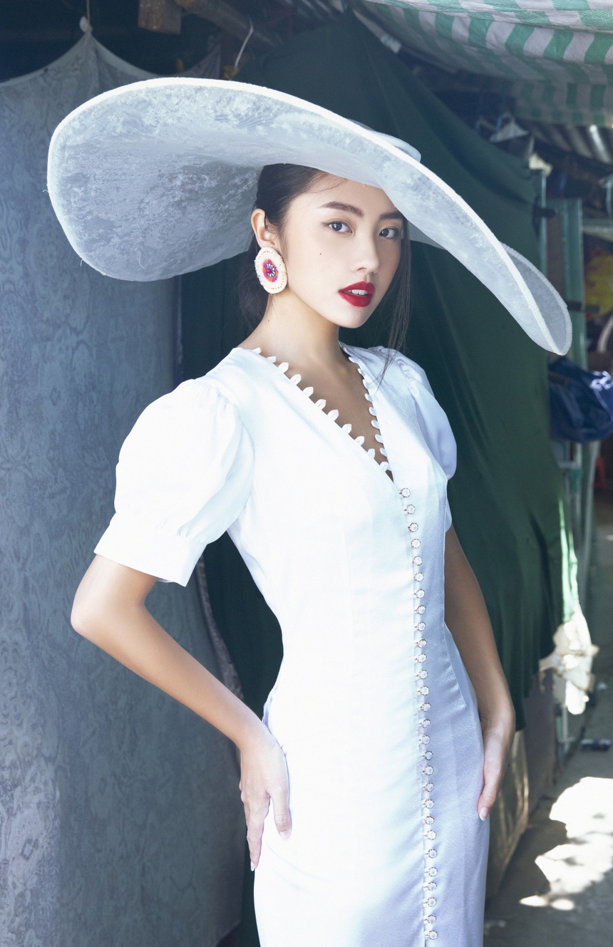 So kè nhan sắc 2 sao nữ 9x trong 'Hoa Vương': Người là tình địch của Chi Pu, người nổi tiếng từ khi 15 tuổi  - Ảnh 4.