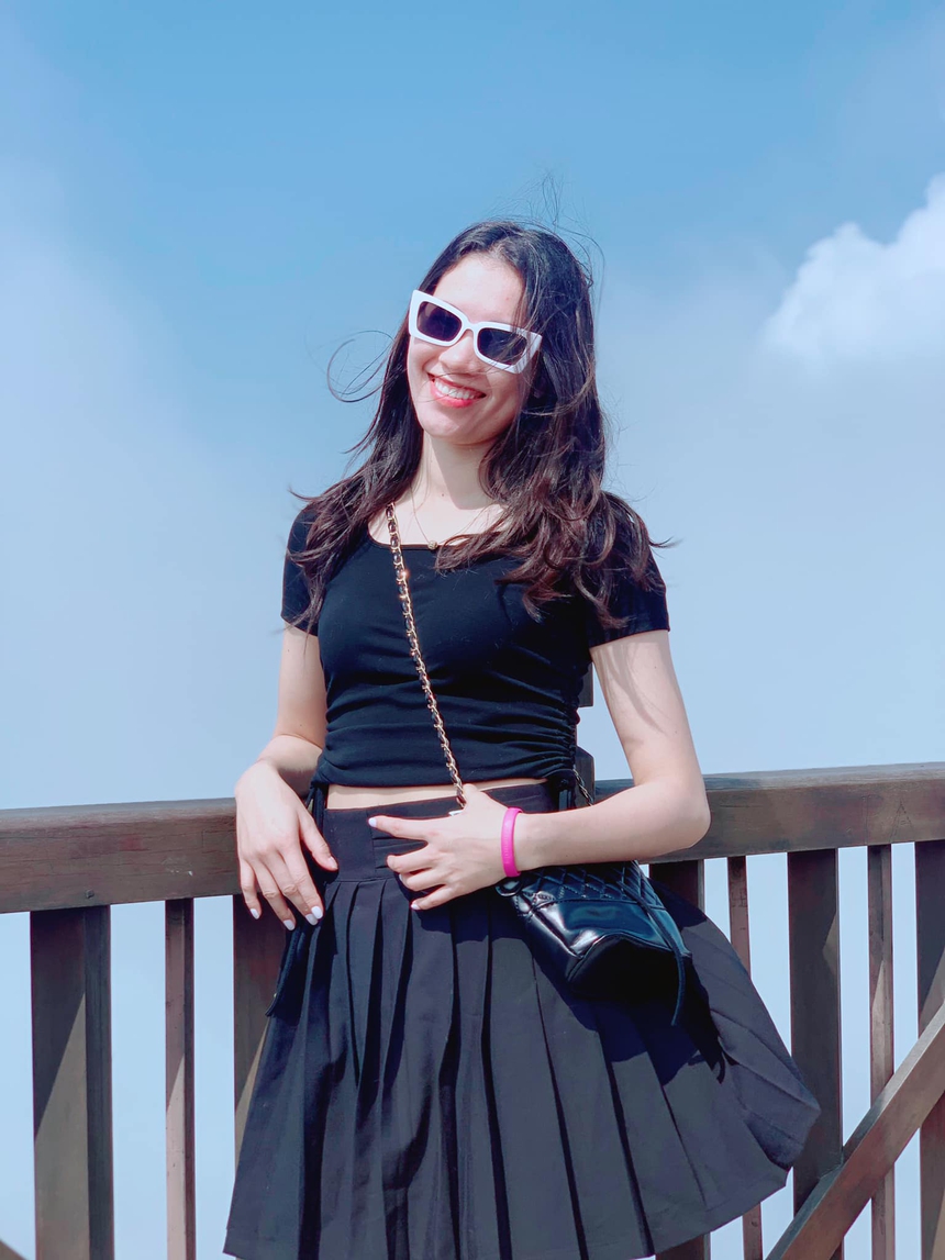 Phụ công 9X tài năng hàng đầu của bóng chuyền Việt Nam, vóc dáng quyến rũ, đa năng và cực mê du lịch - Ảnh 6.