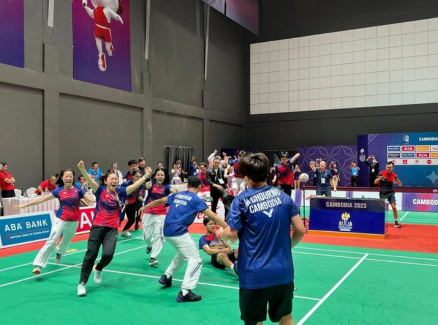 Những chuyện độc lạ ở SEA Games 32: Từ bốc thăm giành HCV cho đến vụ ẩu đả kinh hoàng ở môn bóng đá nam - Ảnh 2. Những chuyện độc lạ ở SEA Games 32: Từ bốc thăm giành HCV cho đến vụ ẩu đả kinh hoàng ở môn bóng đá nam - Ảnh 2.