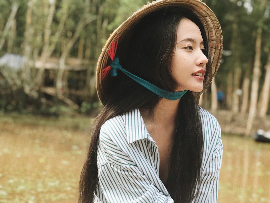 So kè nhan sắc 2 sao nữ 9x trong 'Hoa Vương': Người là tình địch của Chi Pu, người nổi tiếng từ khi 15 tuổi  - Ảnh 2.