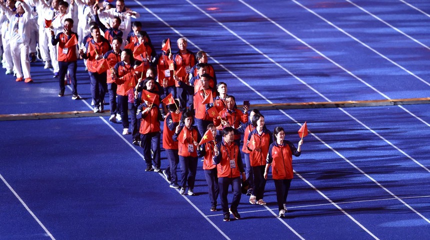 Trưởng đoàn Thể thao Việt Nam dự SEA Games 32 Đặng Hà Việt: Lan tỏa nhiều hình ảnh tích cực - Ảnh 2. Trưởng đoàn Thể thao Việt Nam dự SEA Games 32 Đặng Hà Việt: Lan tỏa nhiều hình ảnh tích cực - Ảnh 2.