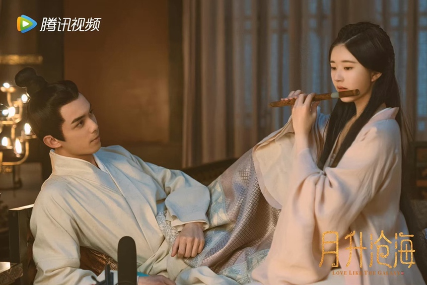 Ngu Thư Hân và Triệu Lộ Tư: Cuộc chiến không hồi kết của tiểu hoa đán 95 - Ảnh 1.