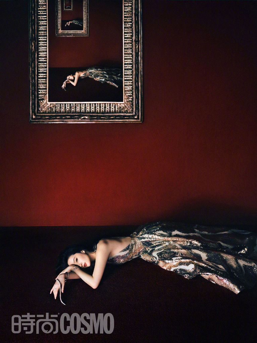 Lưu Diệc Phi trên bìa tạp chí tháng 6/2023: 'Hãy từ bỏ sự tự mãn' - Ảnh 10.