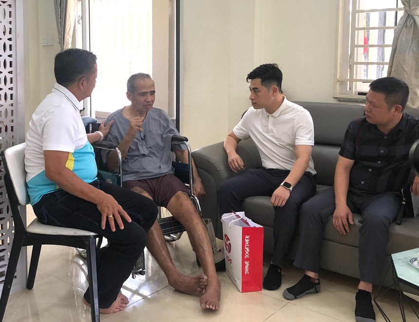 V League – Việc có ích: Lan tỏa những giá trị tích cực của bóng đá - Ảnh 2. V League – Việc có ích: Lan tỏa những giá trị tích cực của bóng đá - Ảnh 2.