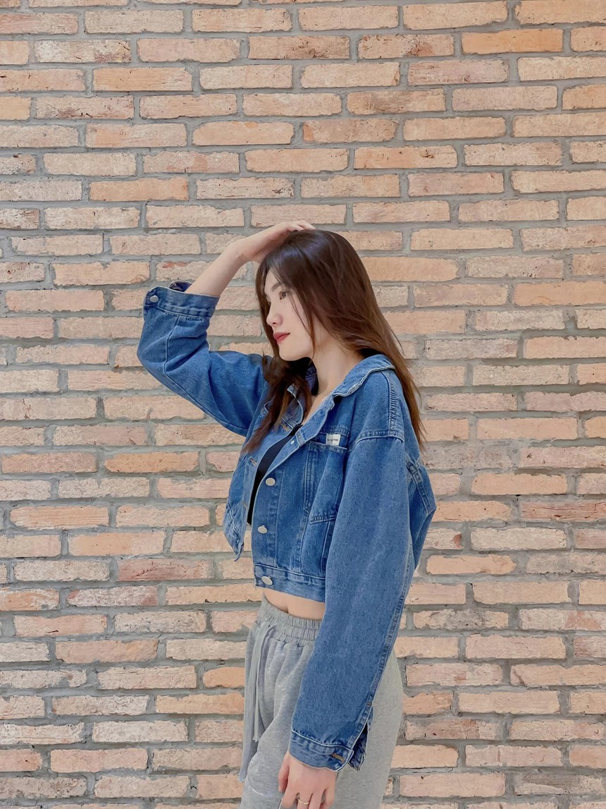 Nhan sắc Vi Thị Yến Nhi- chuyền hai nhiều tiềm năng lên tuyển bóng chuyền nữ Việt Nam - Ảnh 10.