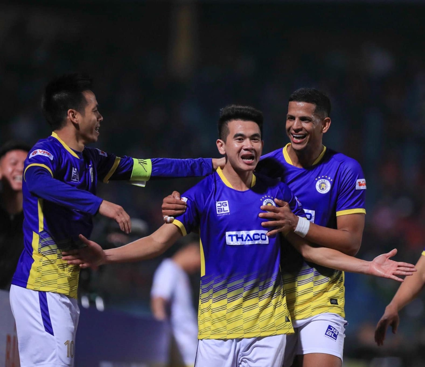 Hậu vệ phải số 1 của CLB Hà Nội có thể gia nhập Hải Phòng - Ảnh 2. CLB Hà Nội, CLB Hải Phòng, Văn Kiên, Trần Văn Kiên