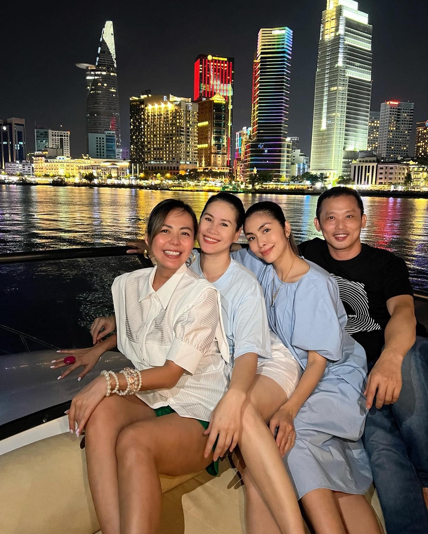 Thêm một khung hình Tăng Thanh Hà chiếm trọn 'spotlight' bất chấp camera thường, ăn mặc lại cực đơn giản - Ảnh 3.