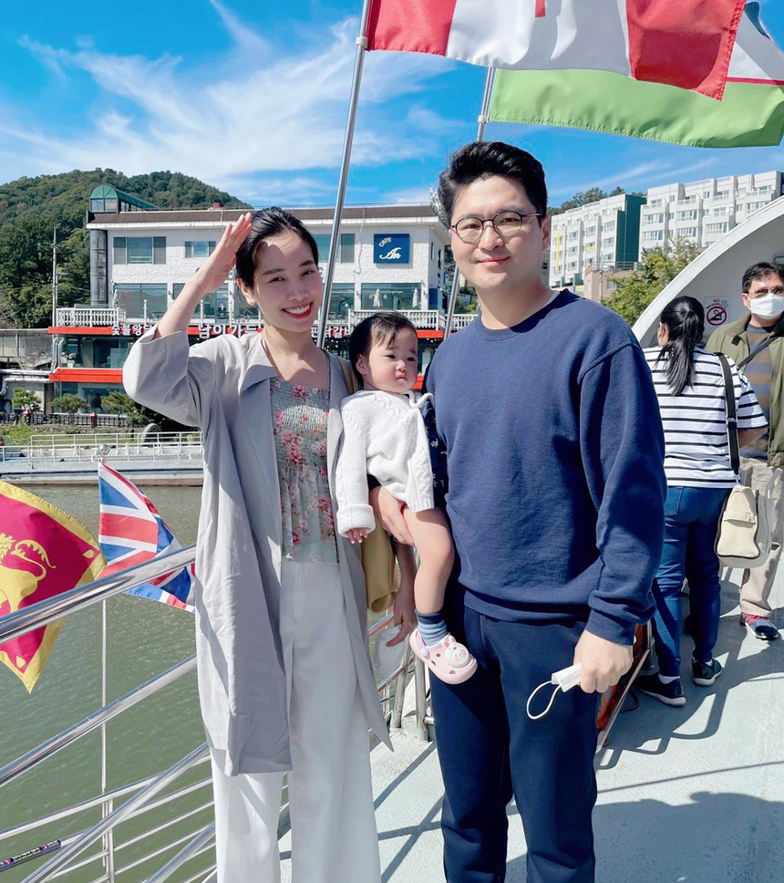 Cựu tiếp viên trưởng kể chuyện làm dâu Hàn: Bố mẹ chồng cực tâm lý, từng chia tay rồi vội tái hợp vì câu nói  "Anh sợ mất em" - Ảnh 3.